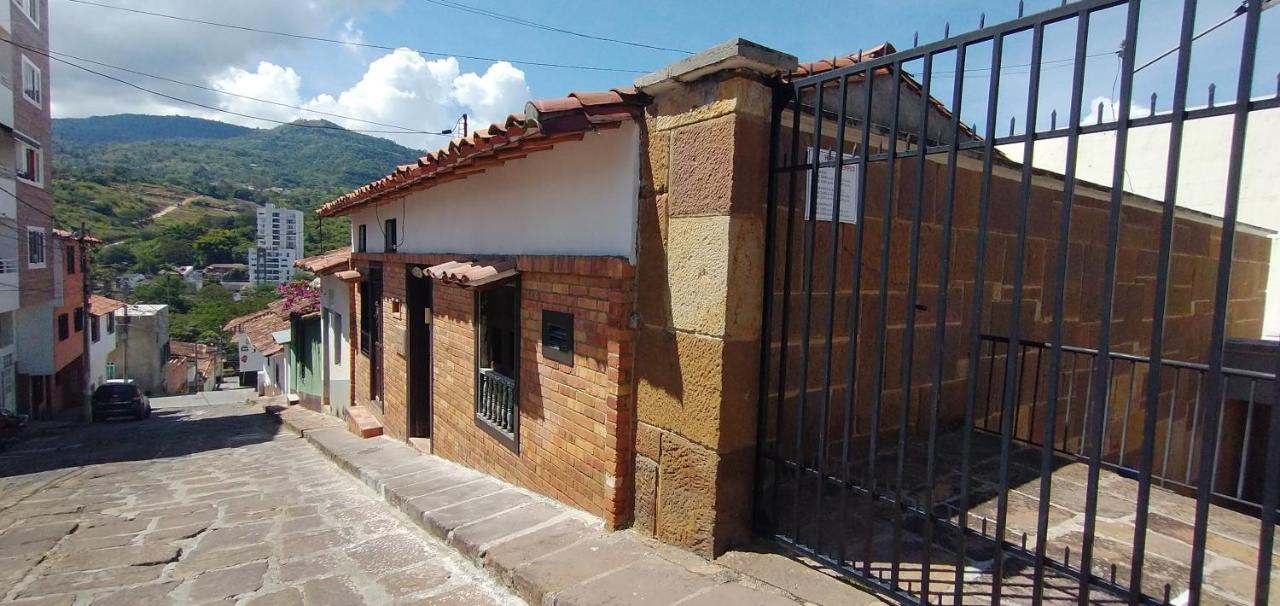 Santander Aleman Hostel San Gil Exteriér fotografie