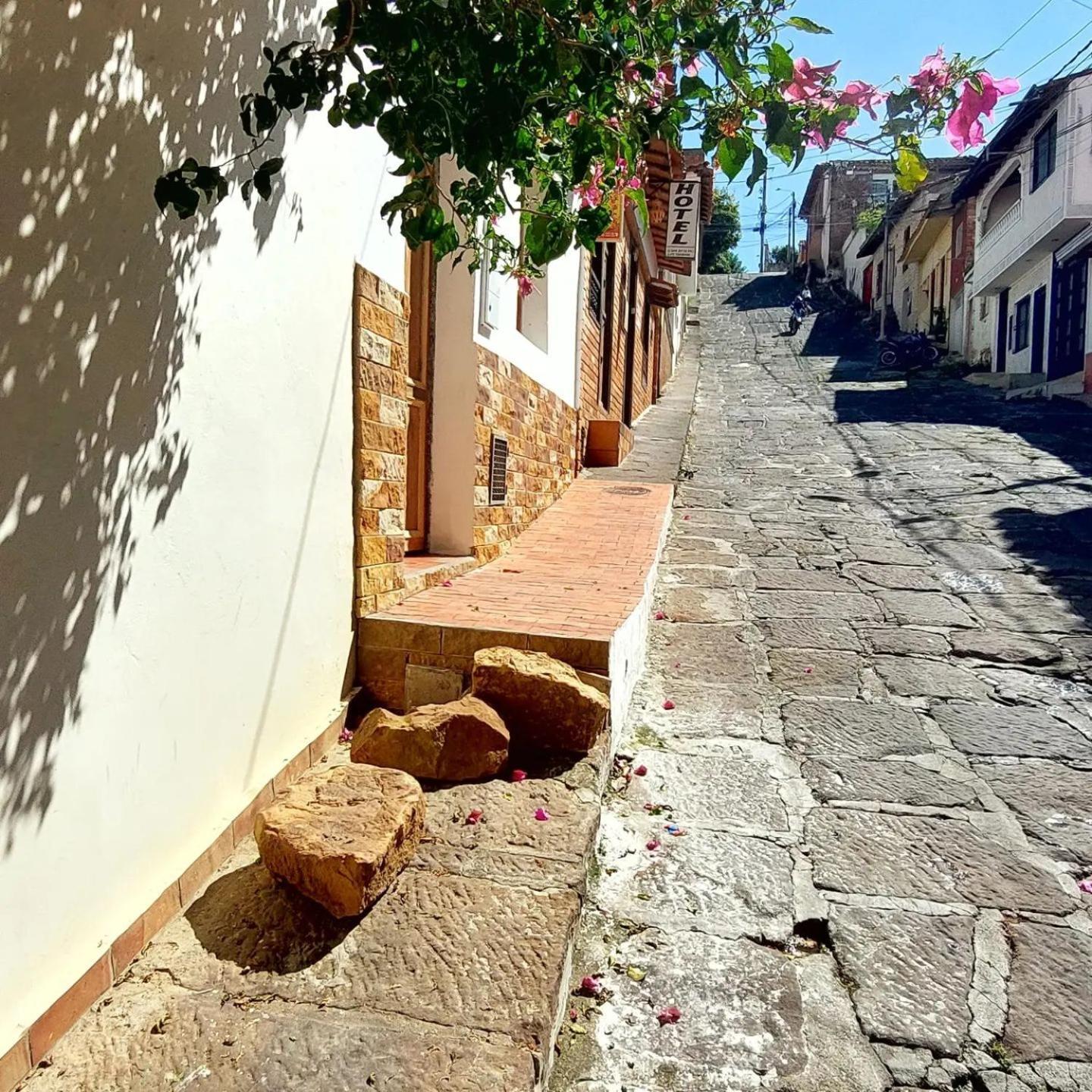 Santander Aleman Hostel San Gil Exteriér fotografie