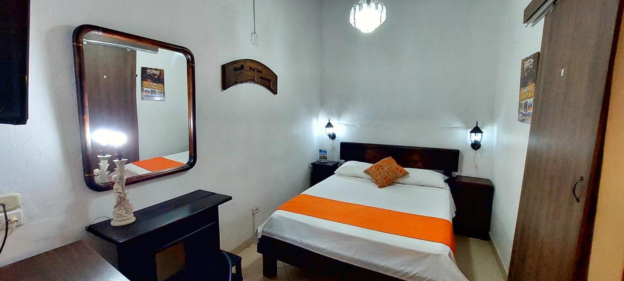 Santander Aleman Hostel San Gil Exteriér fotografie